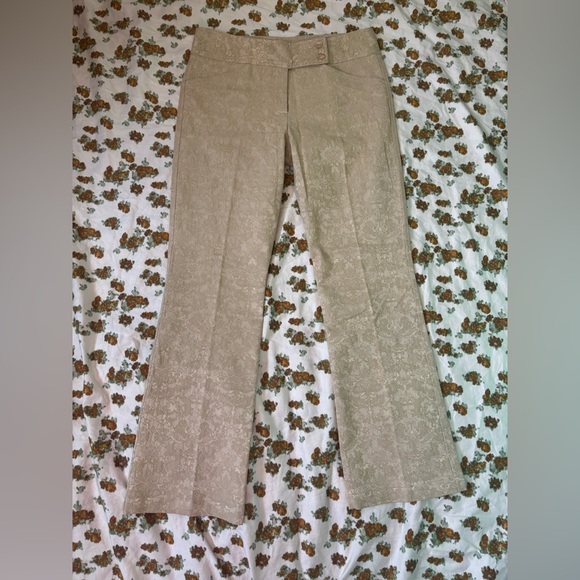 SNO SKINS Pants - SNO SKINS Cream Textured Flare Pants Size 8